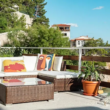Guest house Kuca Za Odmor - By The Sea