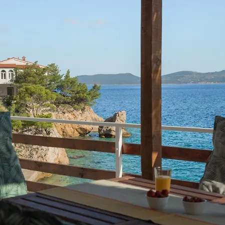 Kuca Za Odmor - By The Sea Guest house 3*