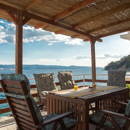 Casa de hóspedes Kuca Za Odmor - By The Sea 3*